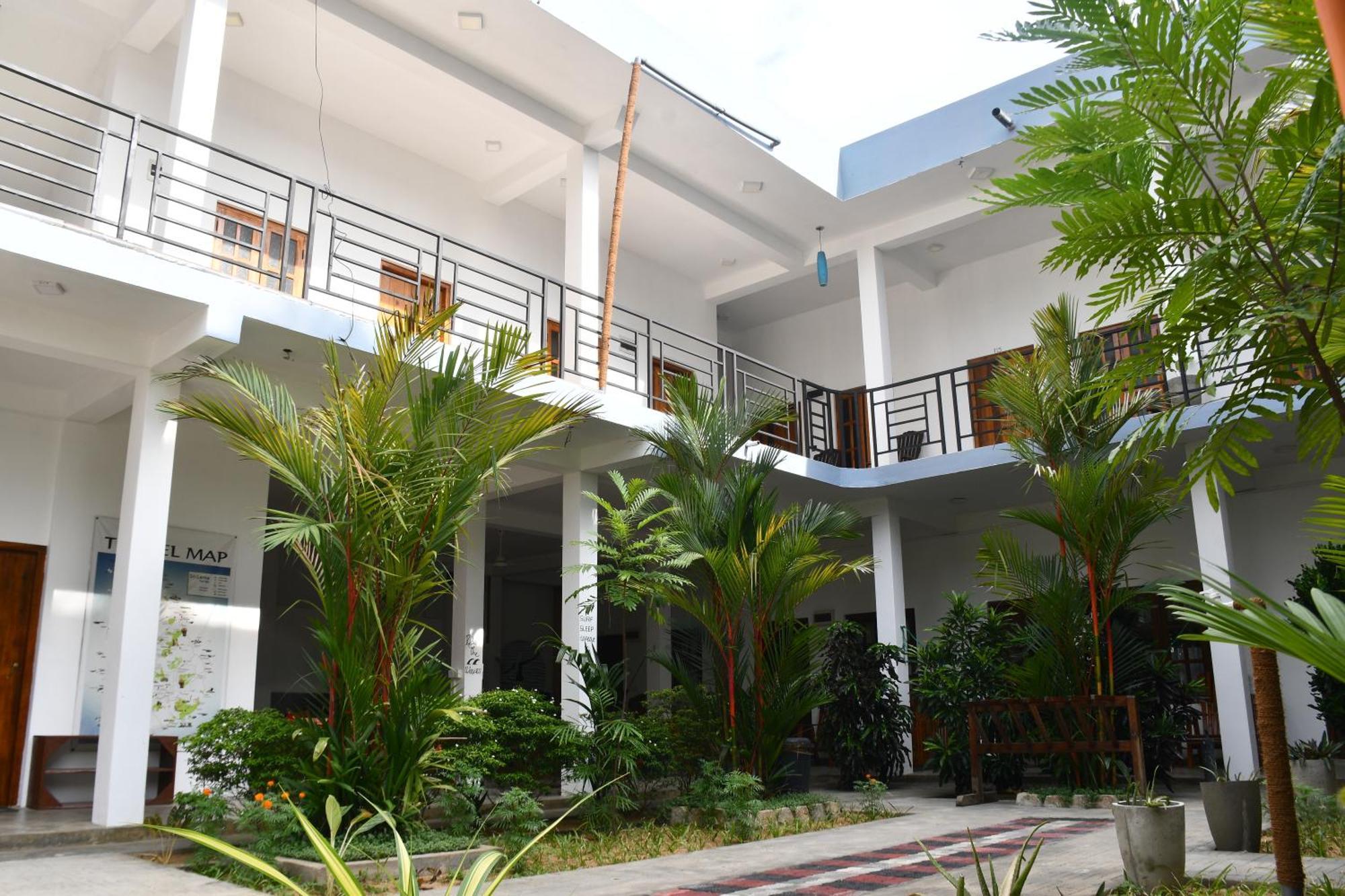 Pearl Of The Bay Hotel Arugam Bay Bagian luar foto