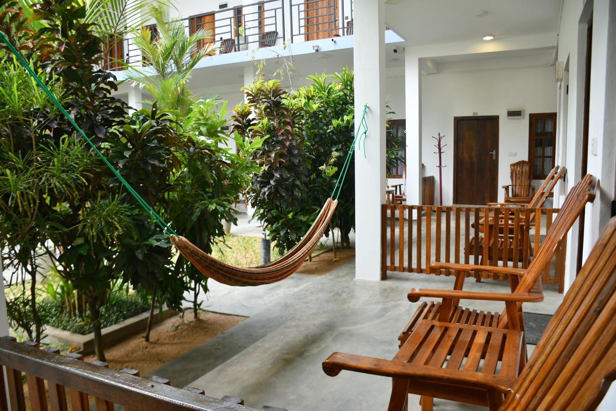 Pearl Of The Bay Hotel Arugam Bay Bagian luar foto