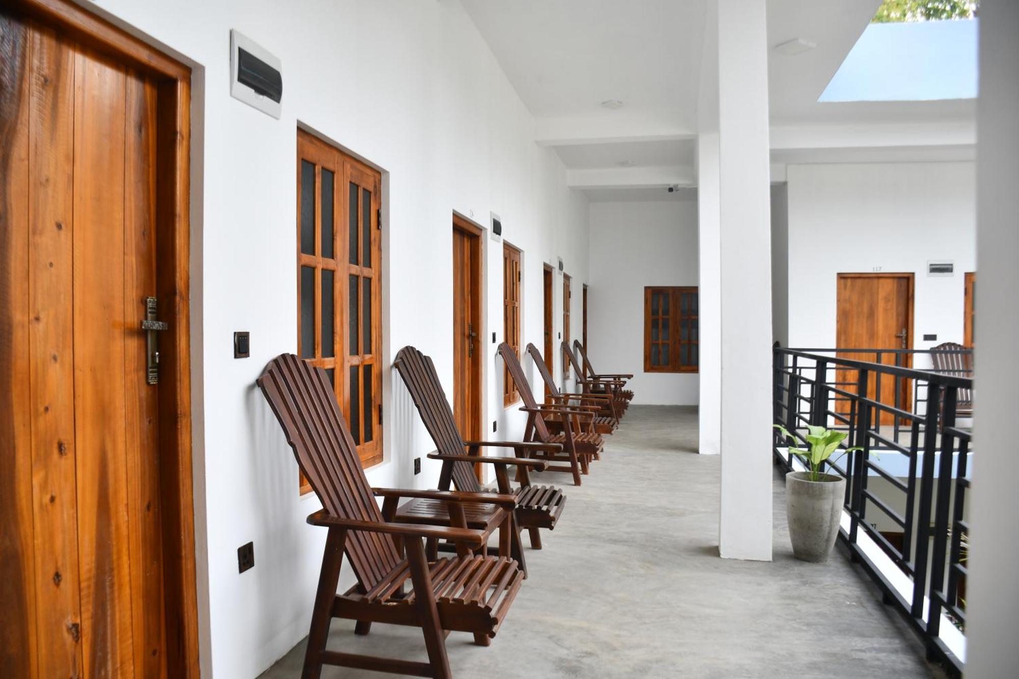 Pearl Of The Bay Hotel Arugam Bay Bagian luar foto