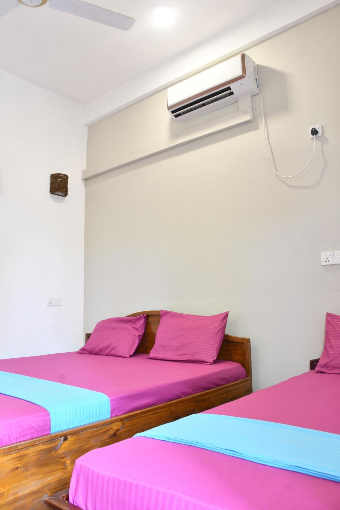 Pearl Of The Bay Hotel Arugam Bay Bagian luar foto