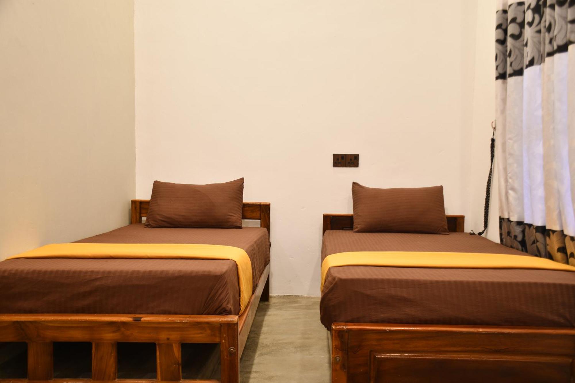 Pearl Of The Bay Hotel Arugam Bay Bagian luar foto